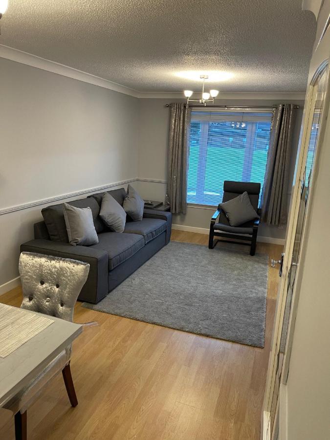 2 Bed Contemporary Free Parking Netflix Sleeps 4 * Glasgow