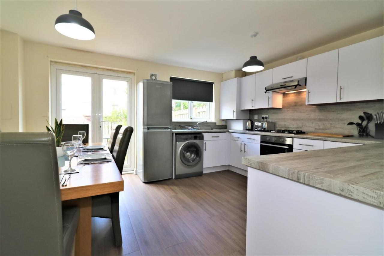 Signature - Harris House Apartment