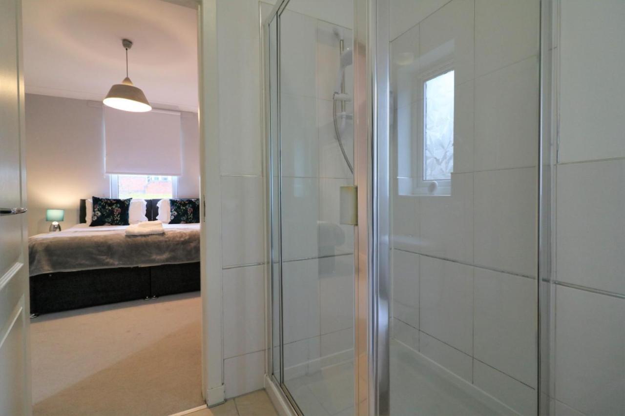 Signature - Moss View Apartment Glasgow
