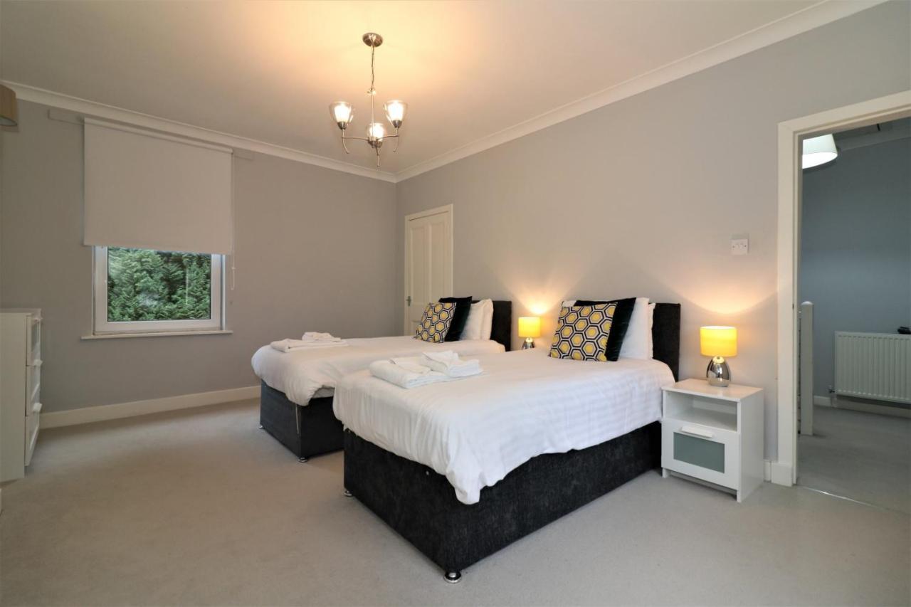 Signature - Moss View *