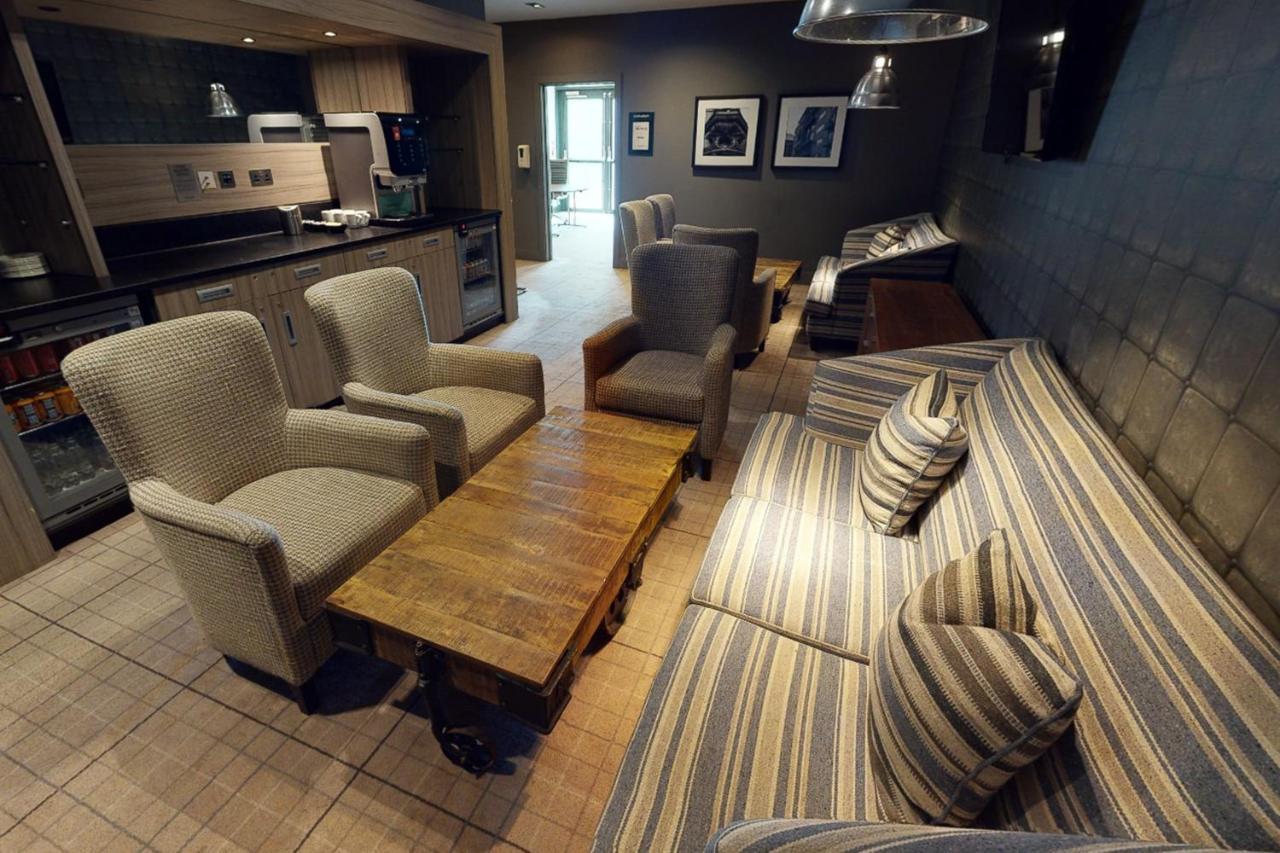 Village Hotel 4*