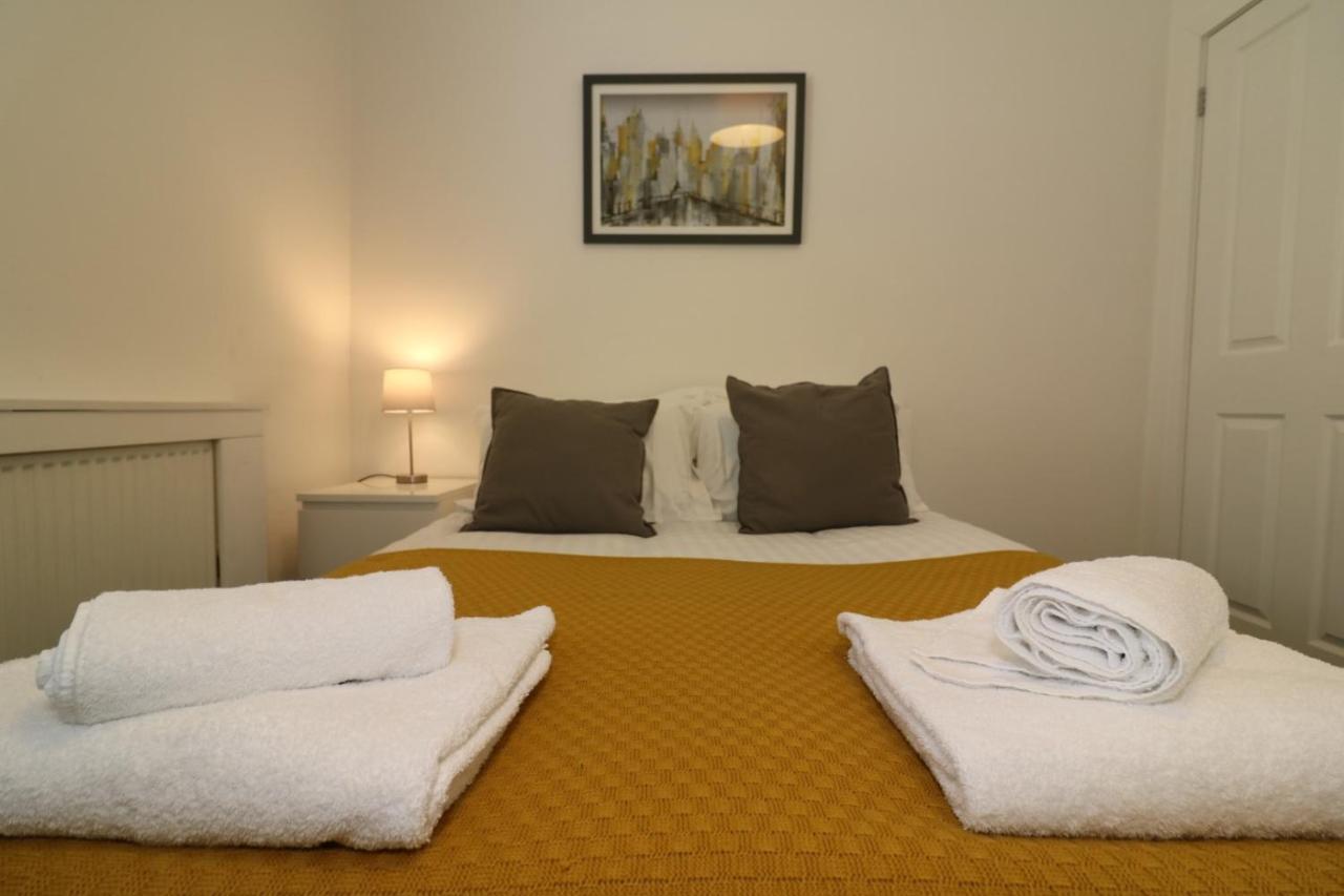 Signature - Railway Apartment