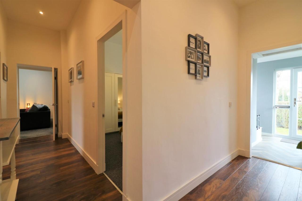 Signature - Railway Apartment Glasgow