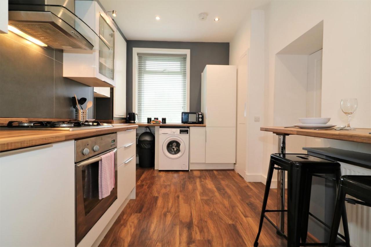 Signature - Railway Apartment