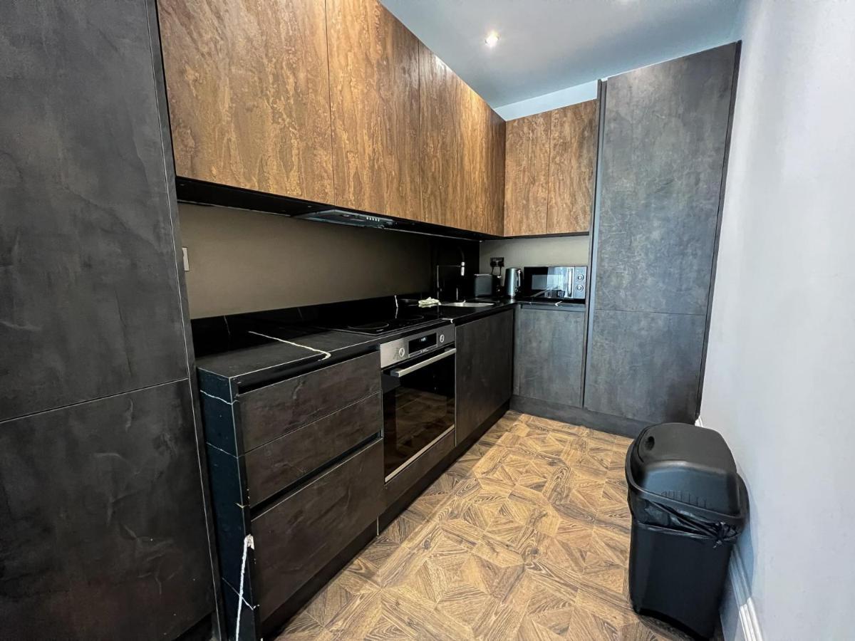 Modern 1br West End Flat Glasgow