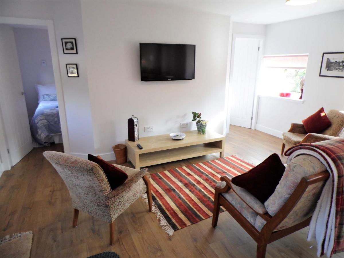 Signature - Campsie Apartment Glasgow