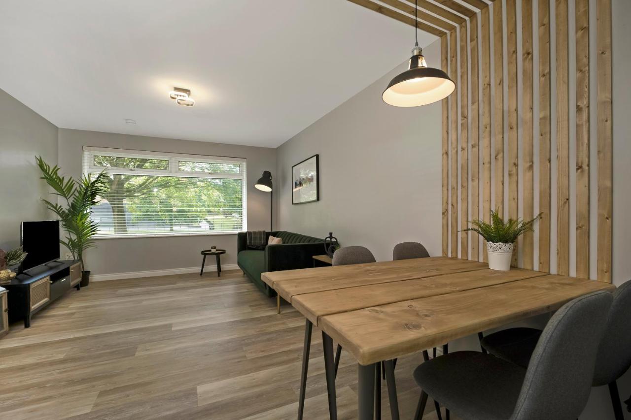 Luxury 1 Bedroom Serviced In Centre
