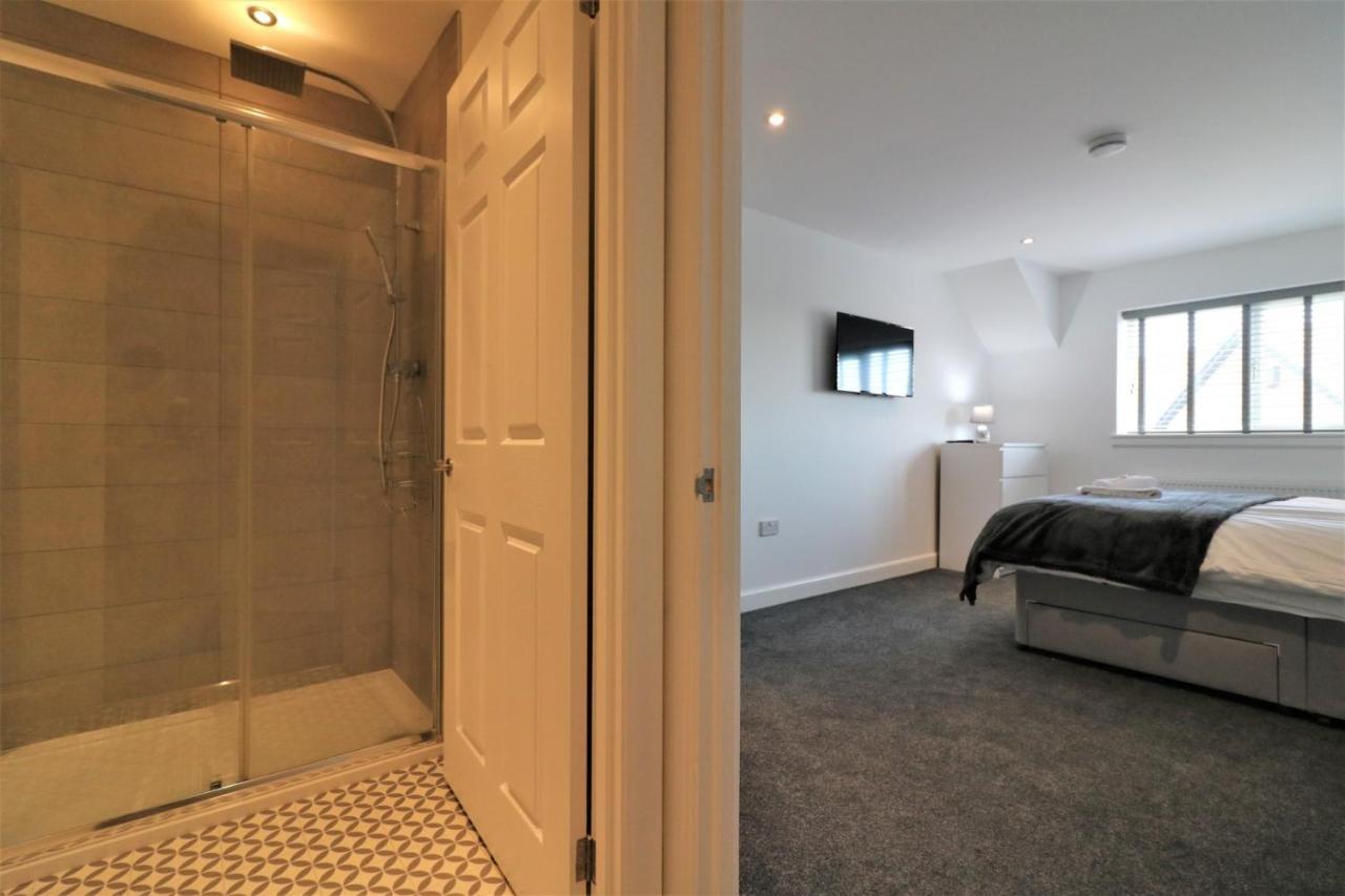 Apartment Signature - Railway House 5 Bed