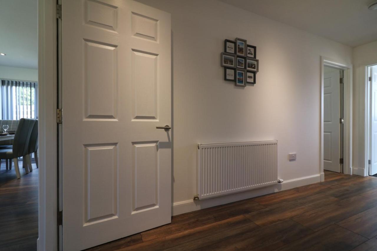 Signature - Railway House 5 Bed Apartment *