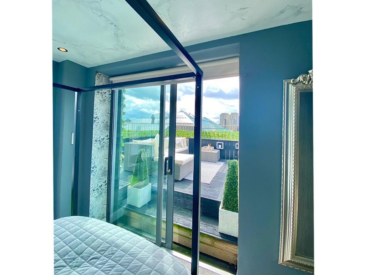 Apartment Two Bedroom Penthouse Glasgow