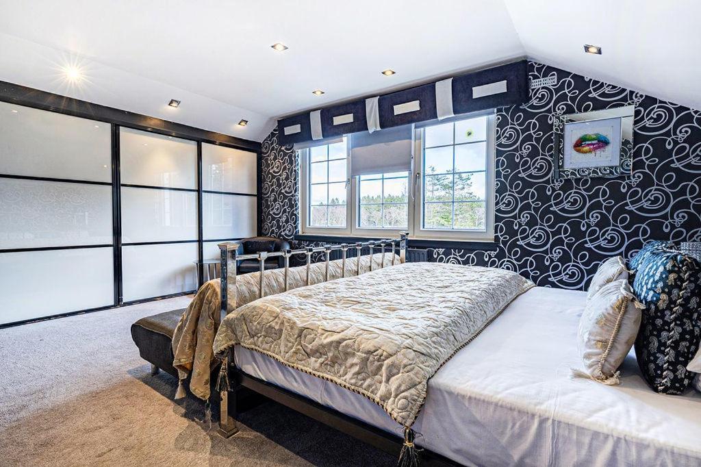 Finn Village - Loch Lomond With An Indoor Jacuzzi Whirlpool Bathtub Homestay Glasgow