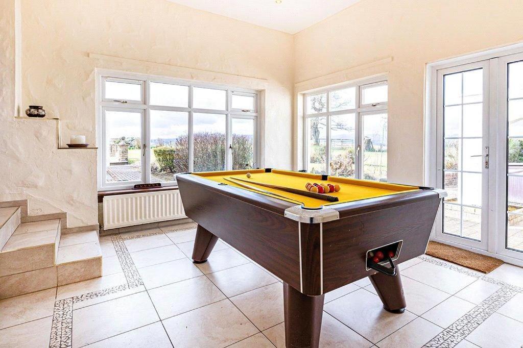 Homestay Finn Village - Loch Lomond With An Indoor Jacuzzi Whirlpool Bathtub