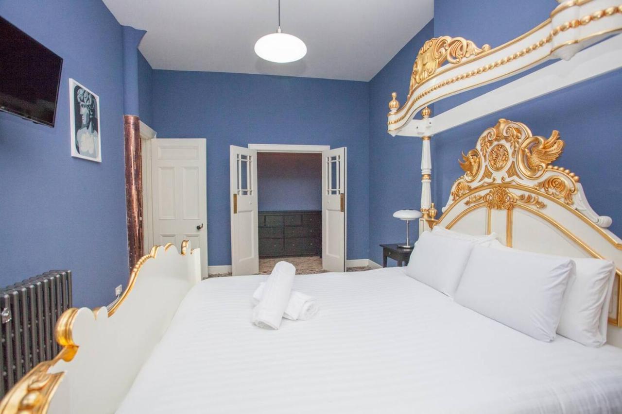 Apartment Pass The Keys Artistic And Stylish 2 Bedroom Flat In Centre
