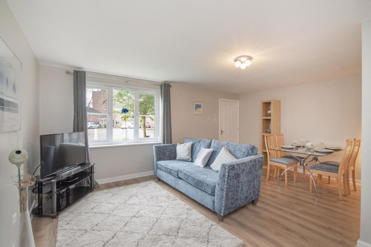 The Nelson - Spacious And Free Parking Holiday home *