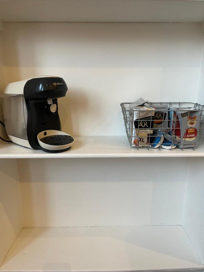 2 Bedroom Flat In West End