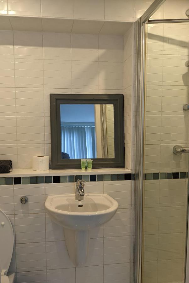 Centre Waterfront Apartment *