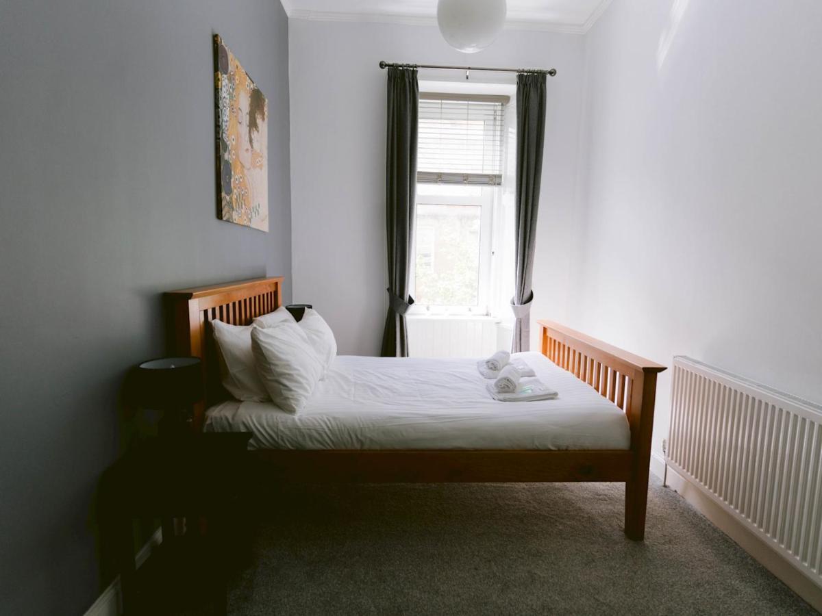 Pass The Keys 2 Bed In West End Apartment Glasgow