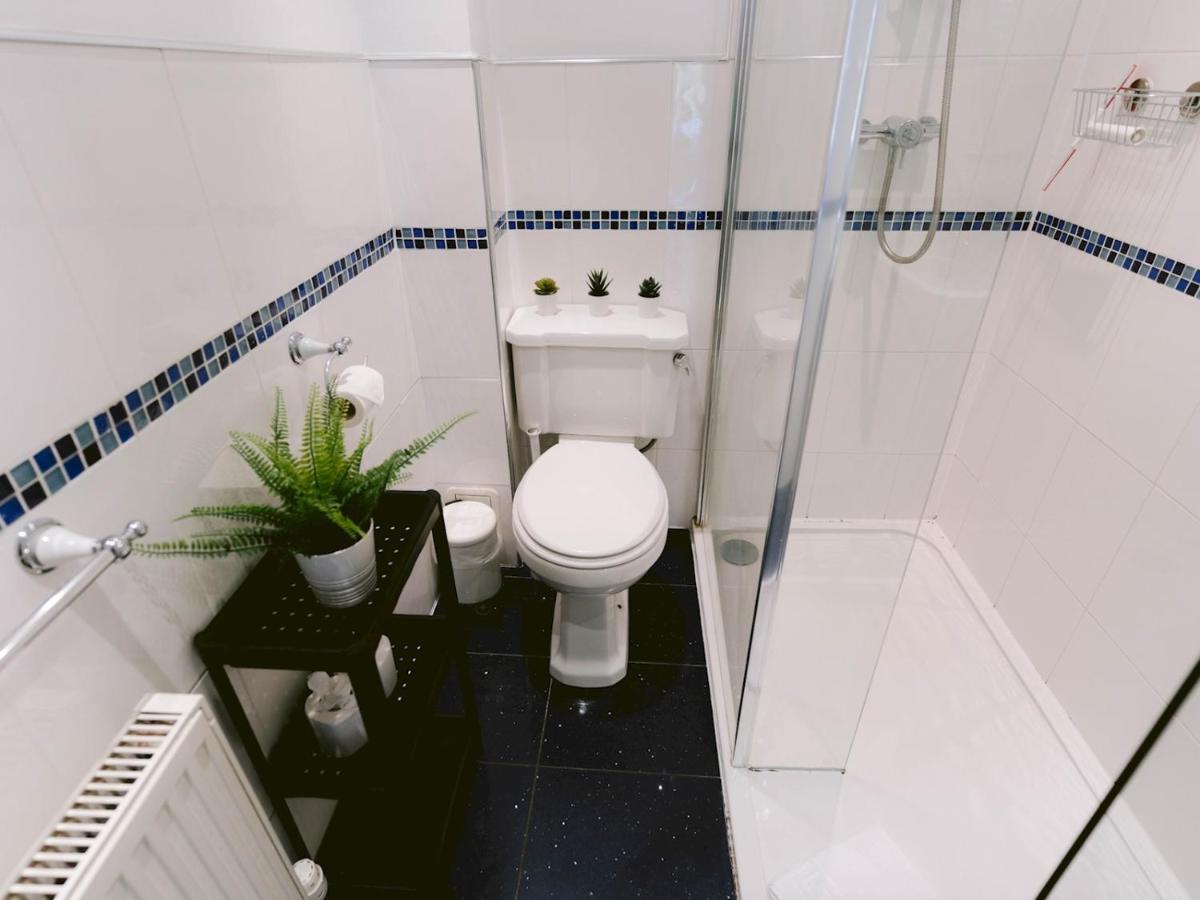 Pass The Keys 2 Bed In West End Glasgow