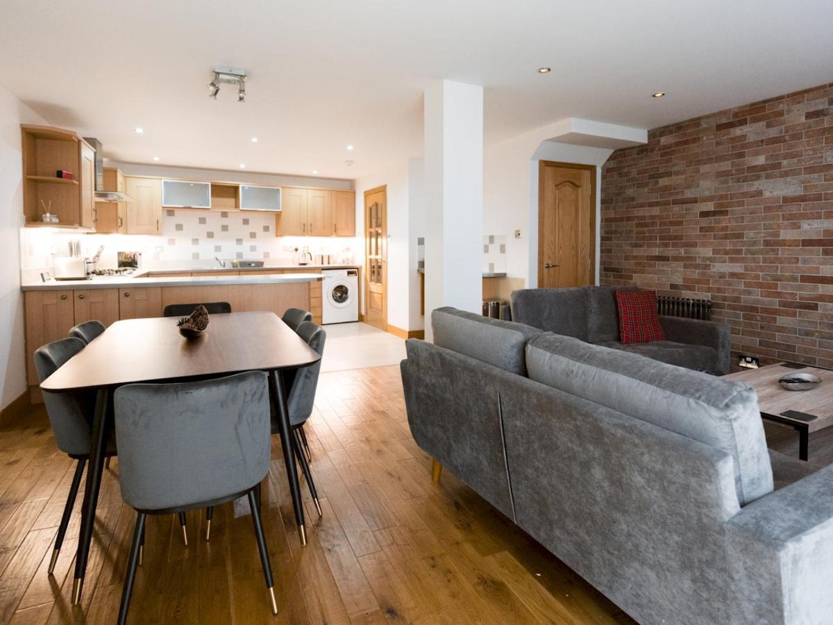 Pass The Keys Beautiful Unique 3bed Mews House Glasgow