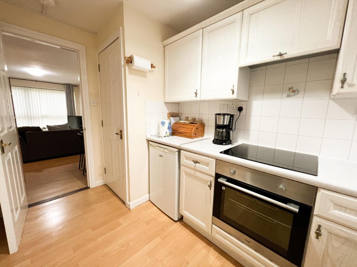 2 Bedroom - River Clyde - Parking