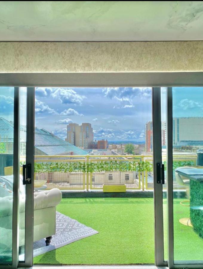 Apartment Two Bedroom Penthouse *