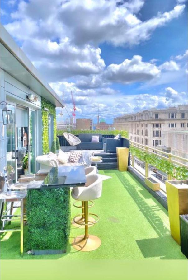 Two Bedroom Penthouse Apartment *