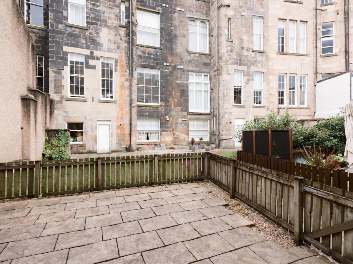 Holiday home Pass The Keys Beautiful Unique 3bed Mews House Glasgow