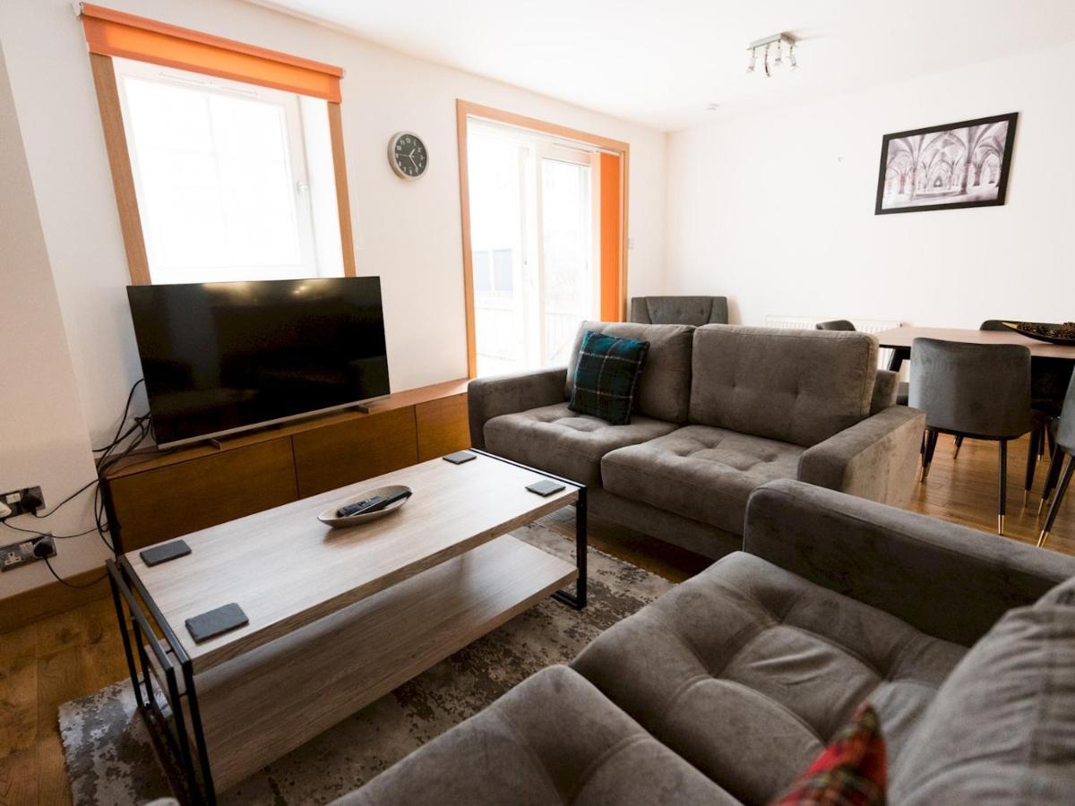 Holiday home Pass The Keys Beautiful Unique 3bed Mews House Glasgow