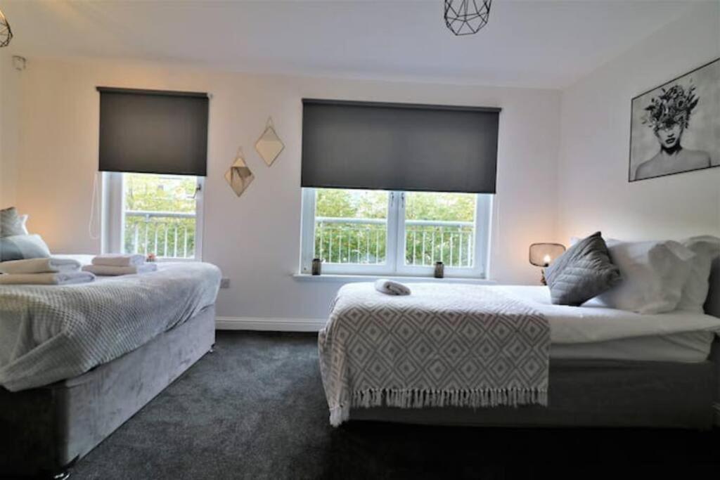 Apartment Large 5 Bedroom Townhouse Close To Center