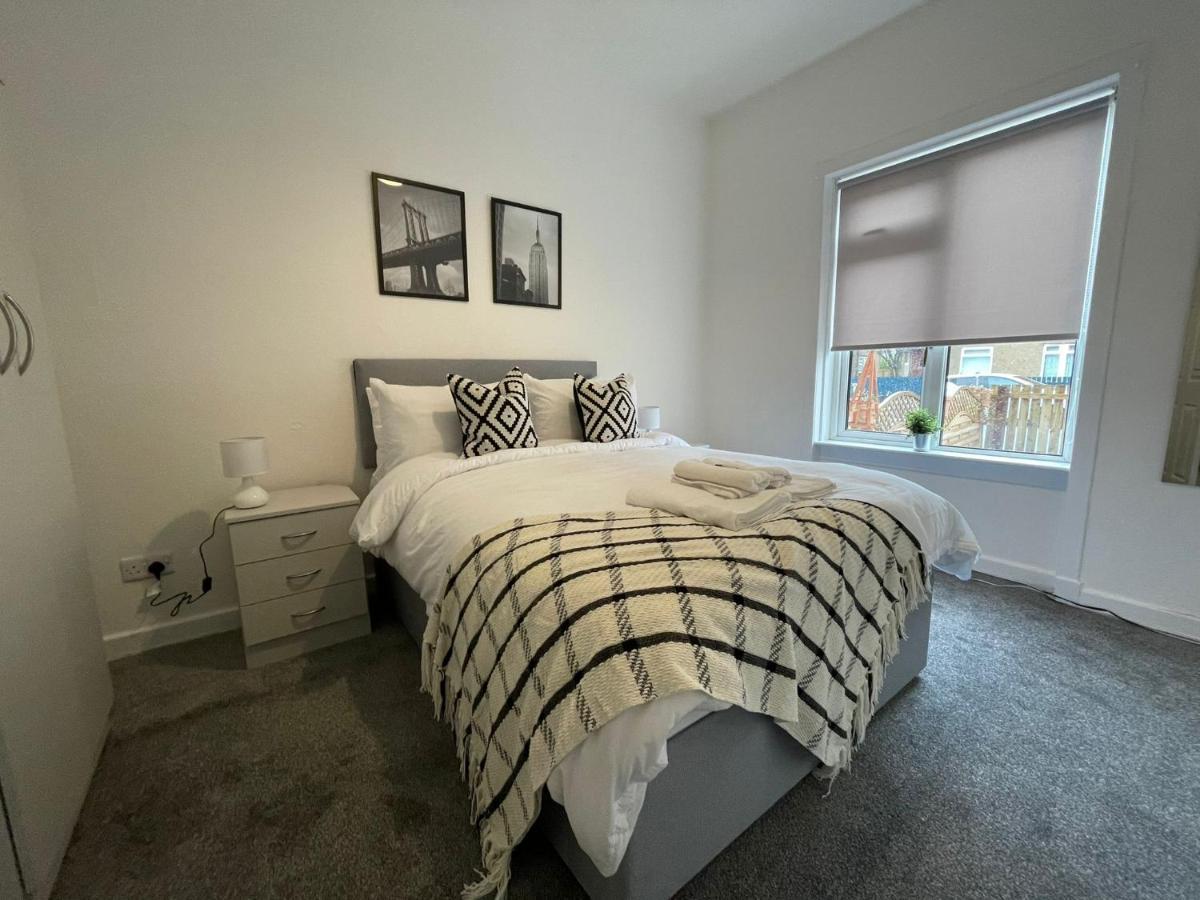 Cardonald House