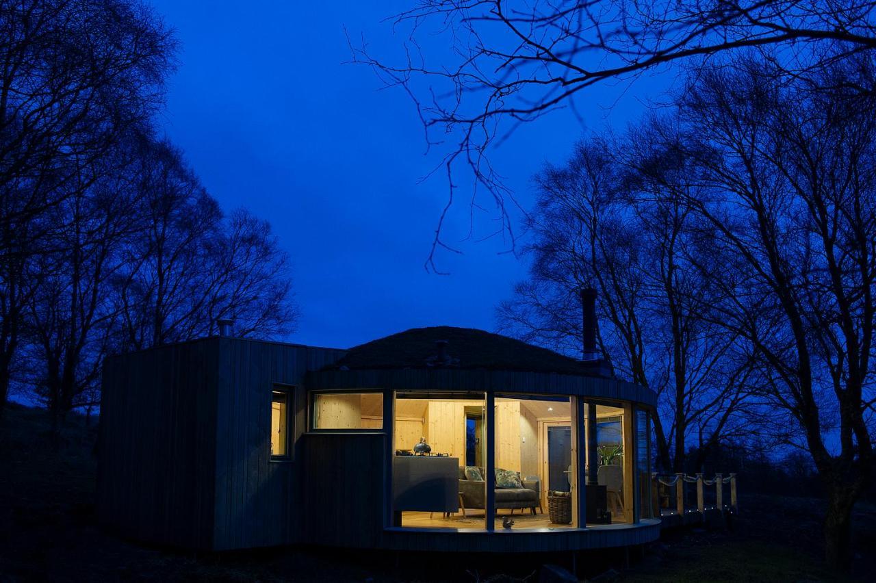 Apartment Craigmaddie Muir Roundhouse With Hot Tub Romantic, Luxury, Rural For 2 Near Milngavie Glasgow