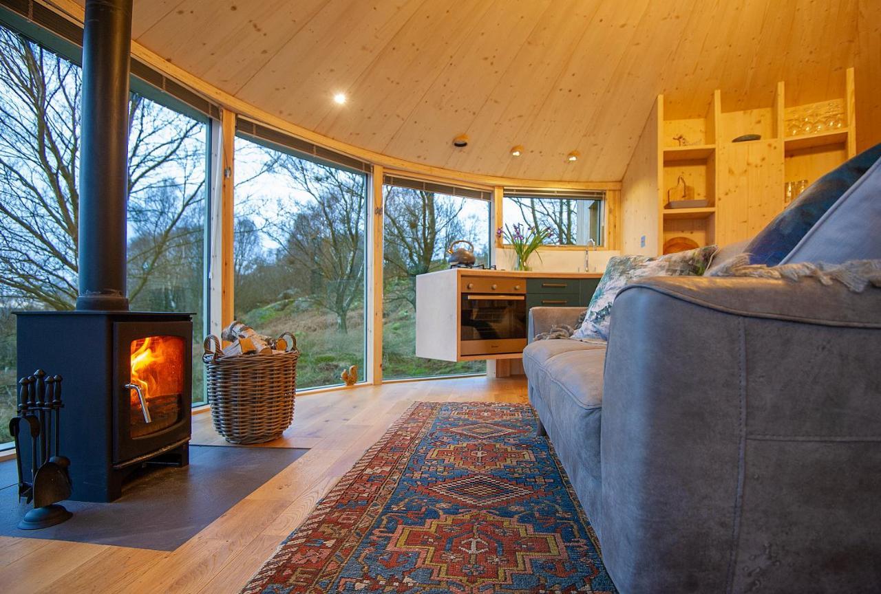 Craigmaddie Muir Roundhouse With Hot Tub Romantic, Luxury, Rural For 2 Near Milngavie Apartment *