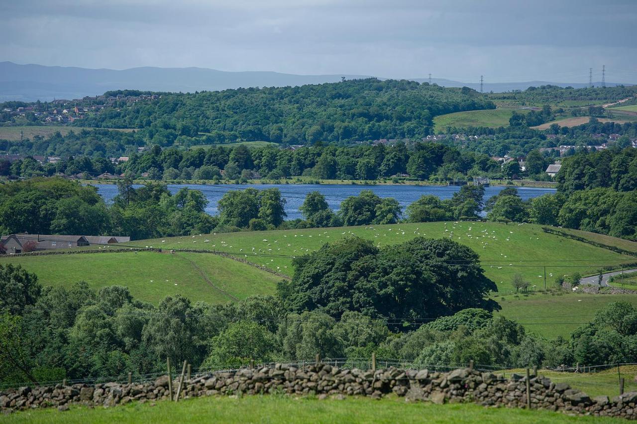Craigmaddie Muir Roundhouse With Hot Tub Romantic, Luxury, Rural For 2 Near Milngavie
