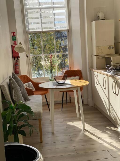 Apartment West End 5 Min Walk To Secc And Hydro Glasgow