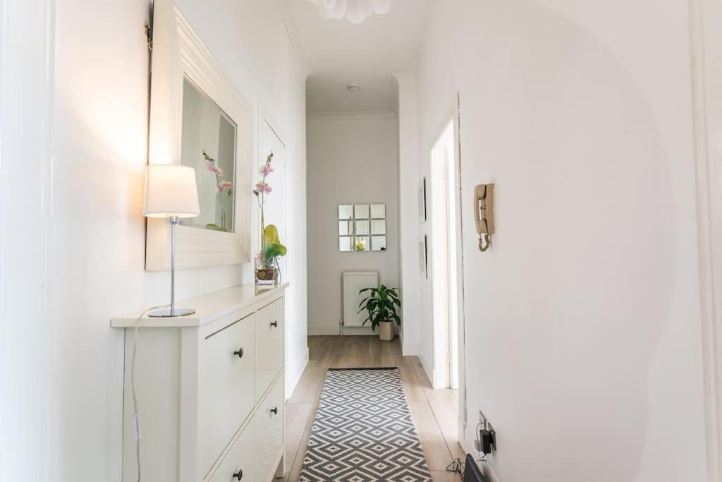 West End 5 Min Walk To Secc And Hydro Apartment *