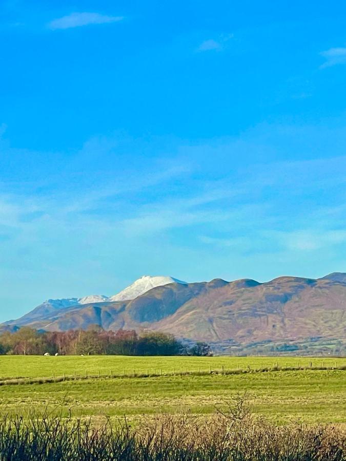 Homestay Finn Village - Loch Lomond With An Indoor Jacuzzi Whirlpool Bathtub Glasgow