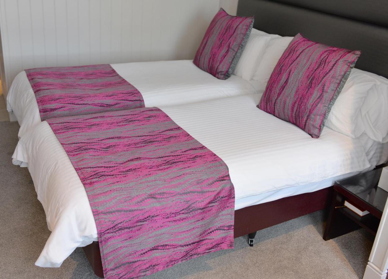 Glynhill & Near Airport 4* Glasgow