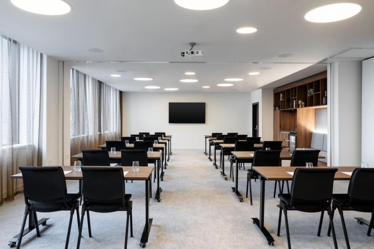 Courtyard By Marriott Sec 4*