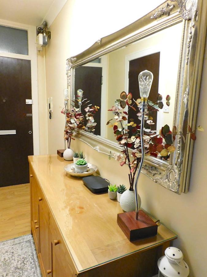 Cosy Flat, West End, Close To Sec, Hydro & Tourist Attractions Glasgow
