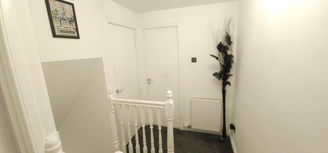 Holiday home Lovely 3 Bed In With Free Parking
