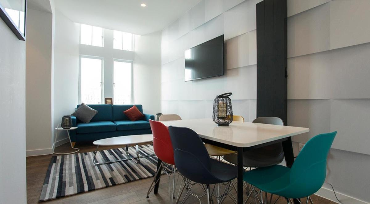 Modern Living At Riverside In The Heart Of * Glasgow