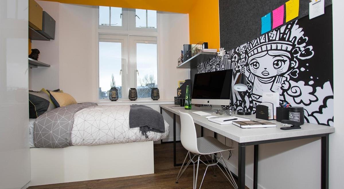 Modern Living At Riverside In The Heart Of Apartment
