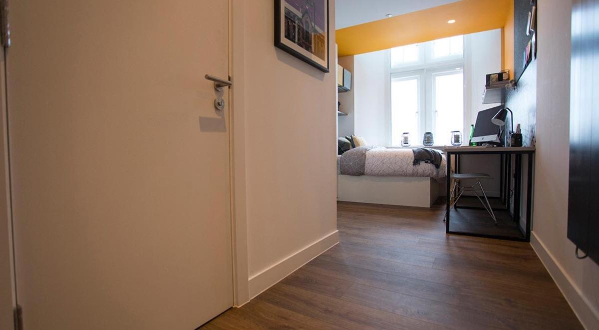 Apartment Modern Living At Riverside In The Heart Of *
