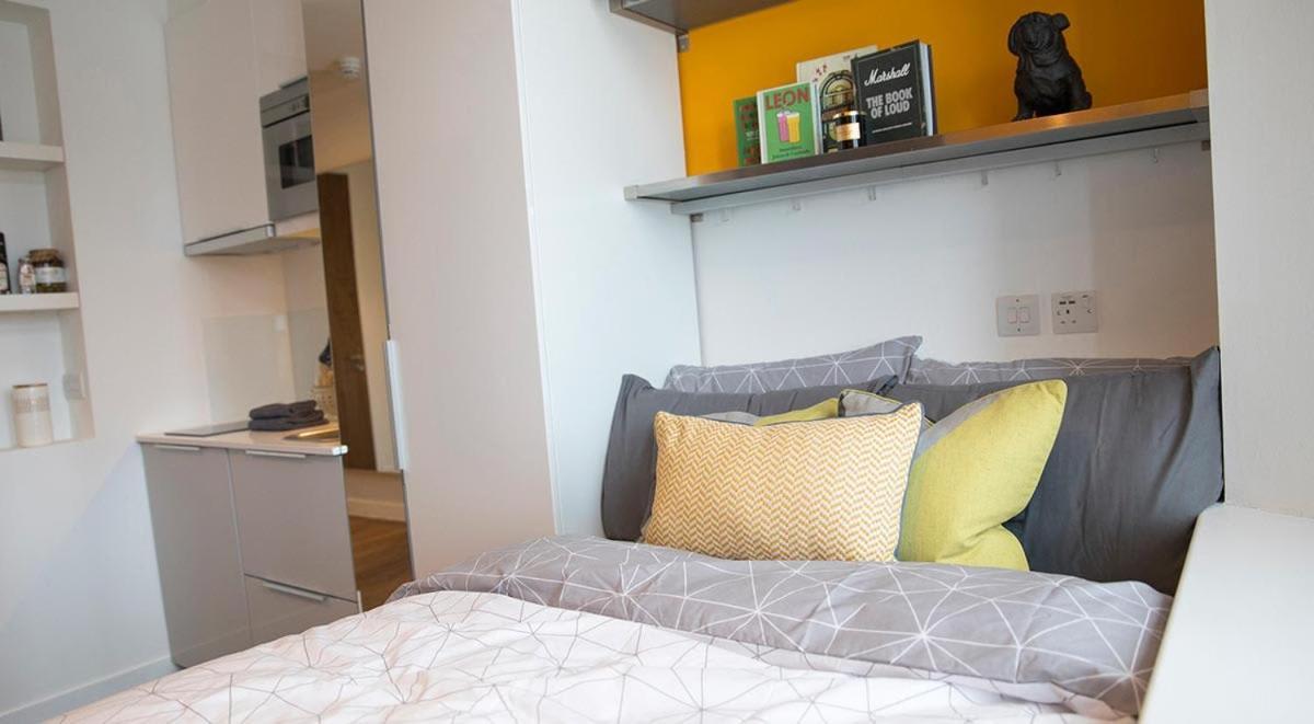 Modern Living At Riverside In The Heart Of * Glasgow