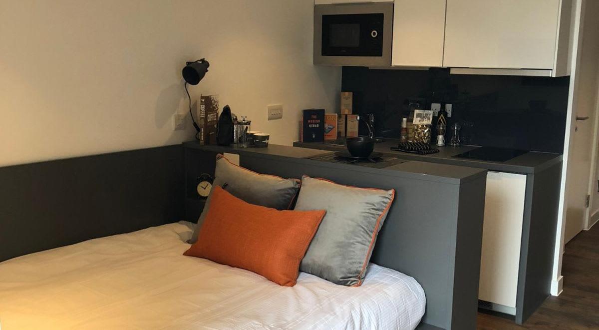 Apartment Modern Living At Riverside In The Heart Of *
