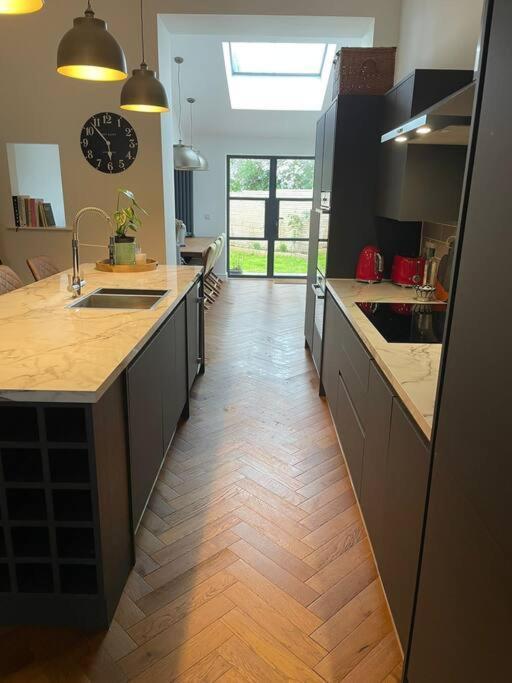 Leo's House Apartment