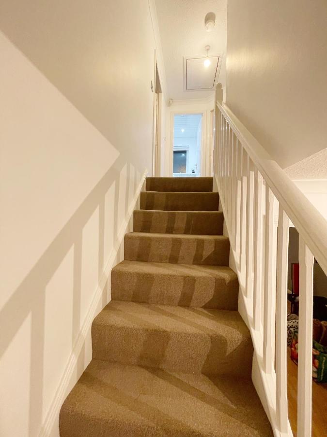 Cozy Nights Svp Detached House Holiday home Glasgow