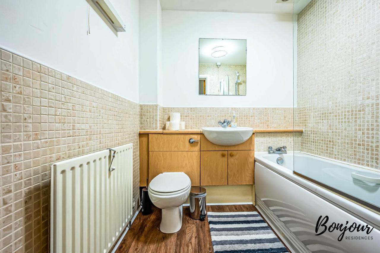 West End 3br-2ba, Near Kelvingrove Museum - Free Parking By Bonjour Residences * Glasgow