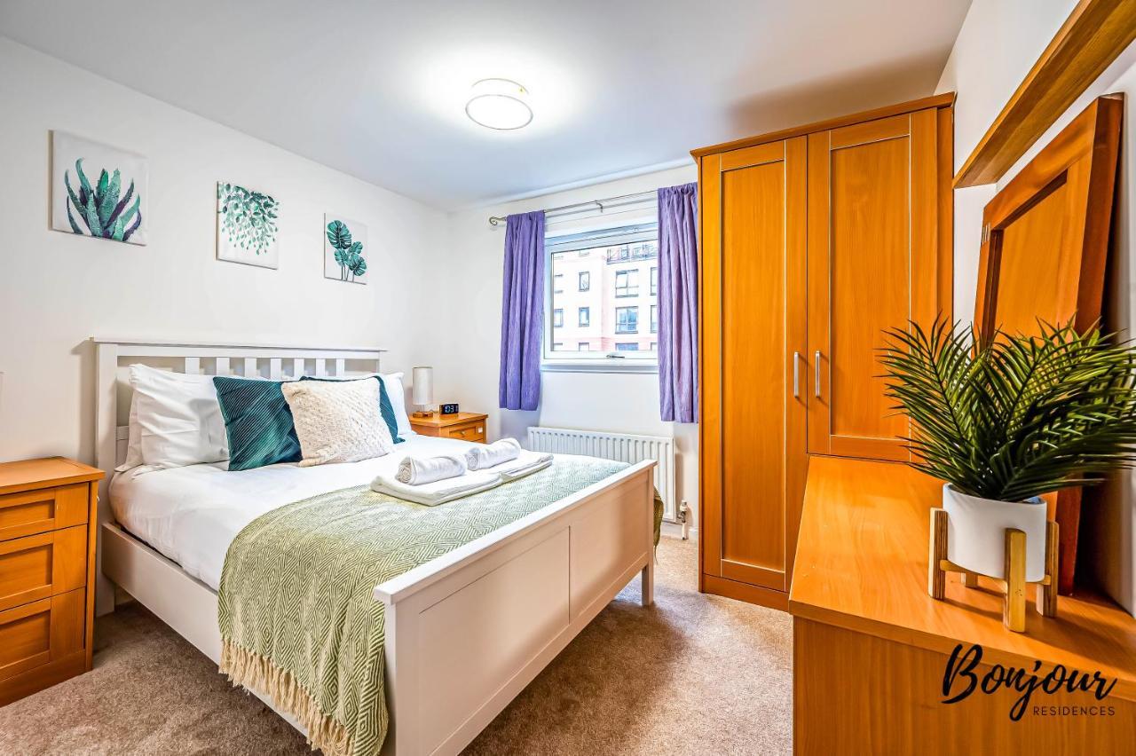 West End 3br-2ba, Near Kelvingrove Museum - Free Parking By Bonjour Residences *