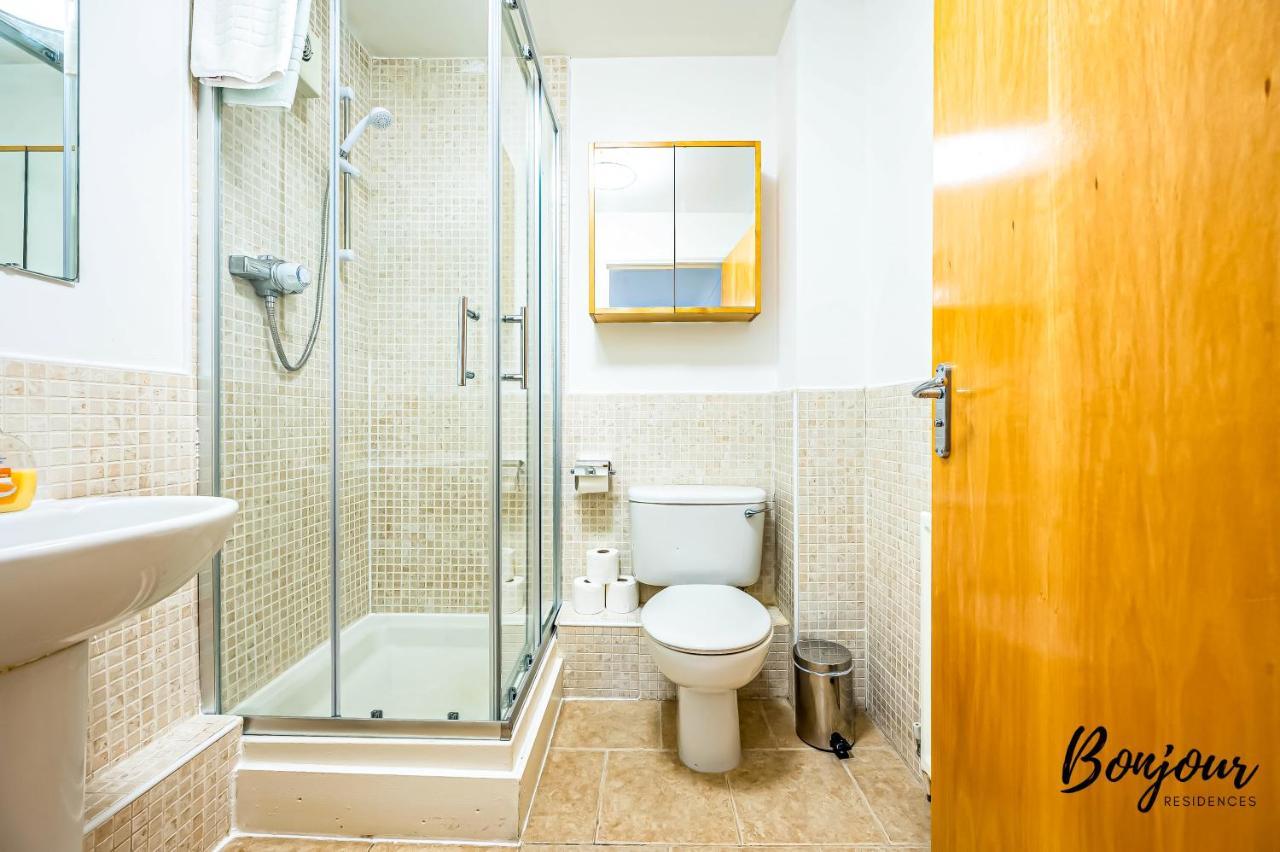 West End 3br-2ba, Near Kelvingrove Museum - Free Parking By Bonjour Residences
